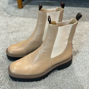 Sam Edelman Laguna Chelsea boot NWOT size 10